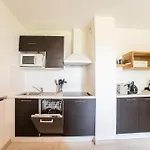 Le Bellevue, 50m Lac, Piscine, Parking, Wifi, Baignade Surveillee شقة *