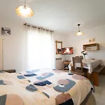 Le Bellevue, 50m Lac, Piscine, Parking, Wifi, Baignade Surveillee