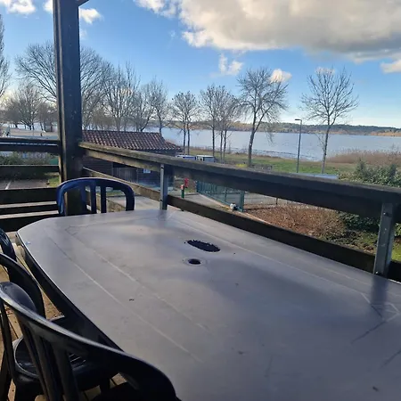 Le Bellevue, 50m Lac, Piscine, Parking, Wifi, Baignade Surveillee *