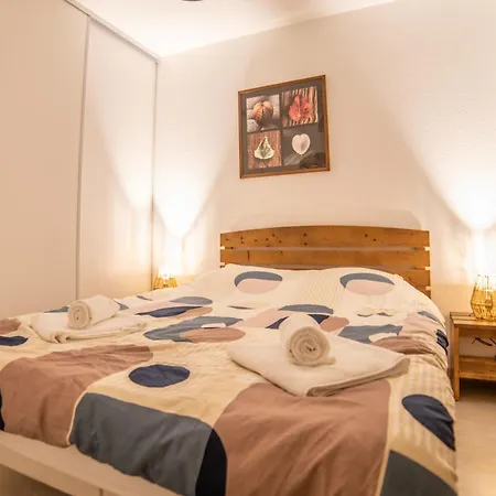 Le Bellevue, 50m Lac, Piscine, Parking, Wifi, Baignade Surveillee