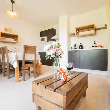 Le Bellevue, 50m Lac, Piscine, Parking, Wifi, Baignade Surveillee Aureilhan