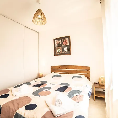 Le Bellevue, 50m Lac, Piscine, Parking, Wifi, Baignade Surveillee Apartman Aureilhan