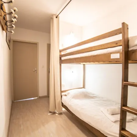 Le Bellevue, 50m Lac, Piscine, Parking, Wifi, Baignade Surveillee *