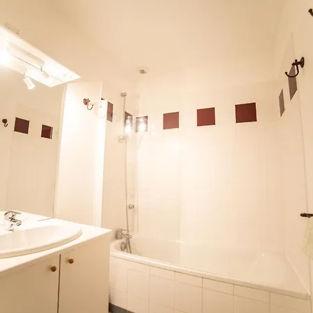 Le Bellevue, 50m Lac, Piscine, Parking, Wifi, Baignade Surveillee *